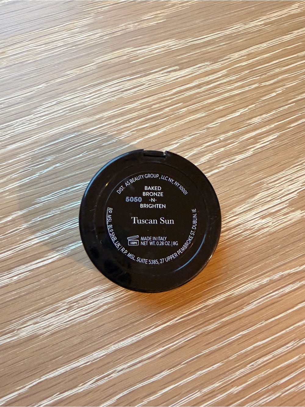 Laura Geller Baked Bronzer & Highlighter - Shimmering Copper - Picture 4 of 4